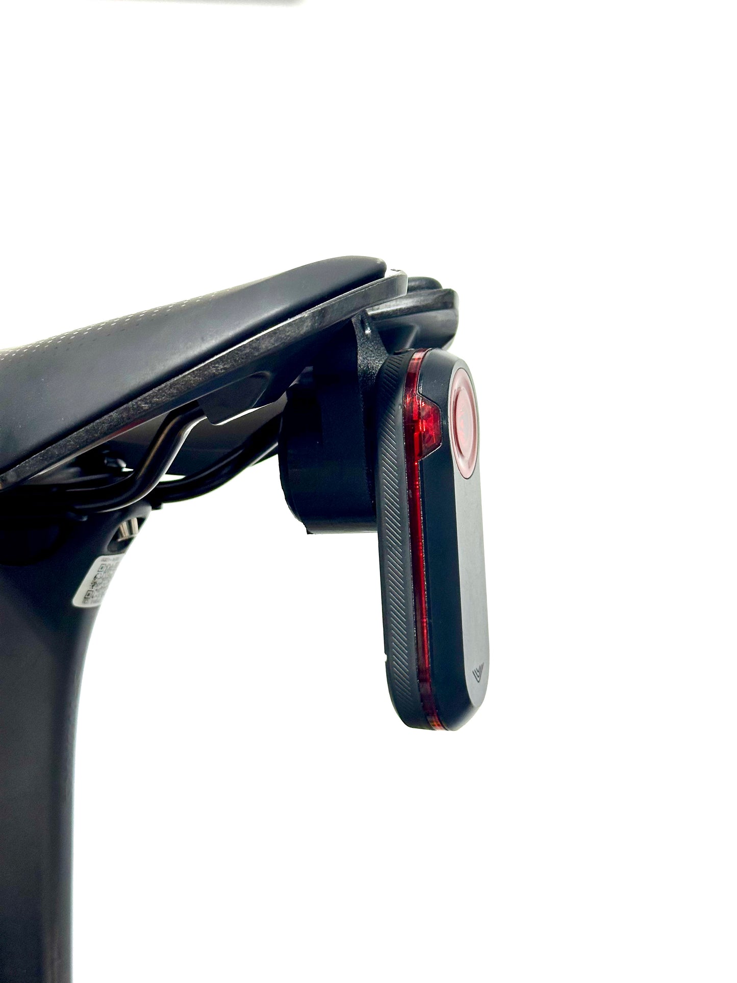 Apple AirTag + Garmin Varia RTL Giant Saddle Uniclip Mount