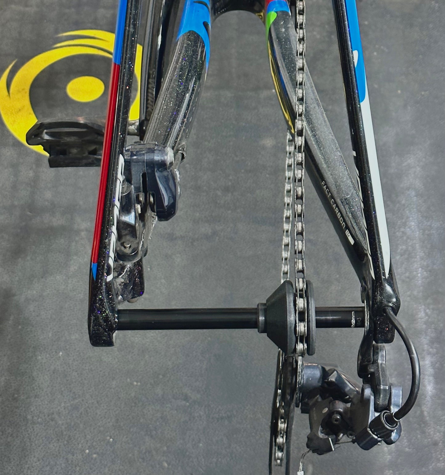 Chain Keeper Thru Axle