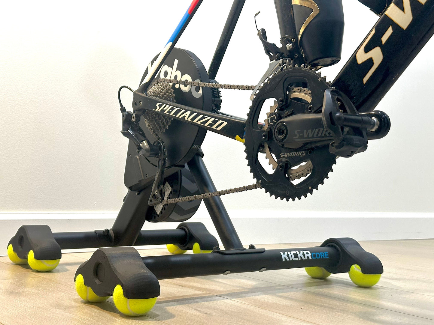 Indoor Turbo Trainer Rocker Feet with Tennis Balls